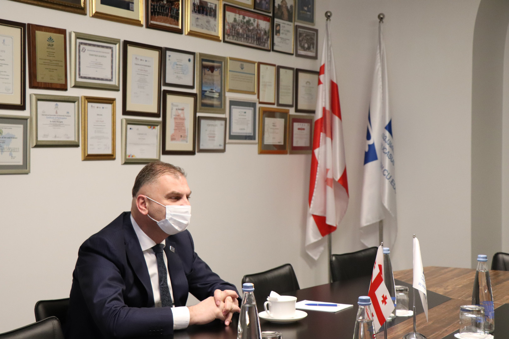  კორეული კულტურისა და ენის ფონდის დამფუძნებლის ვიზიტი CU კამპუსში