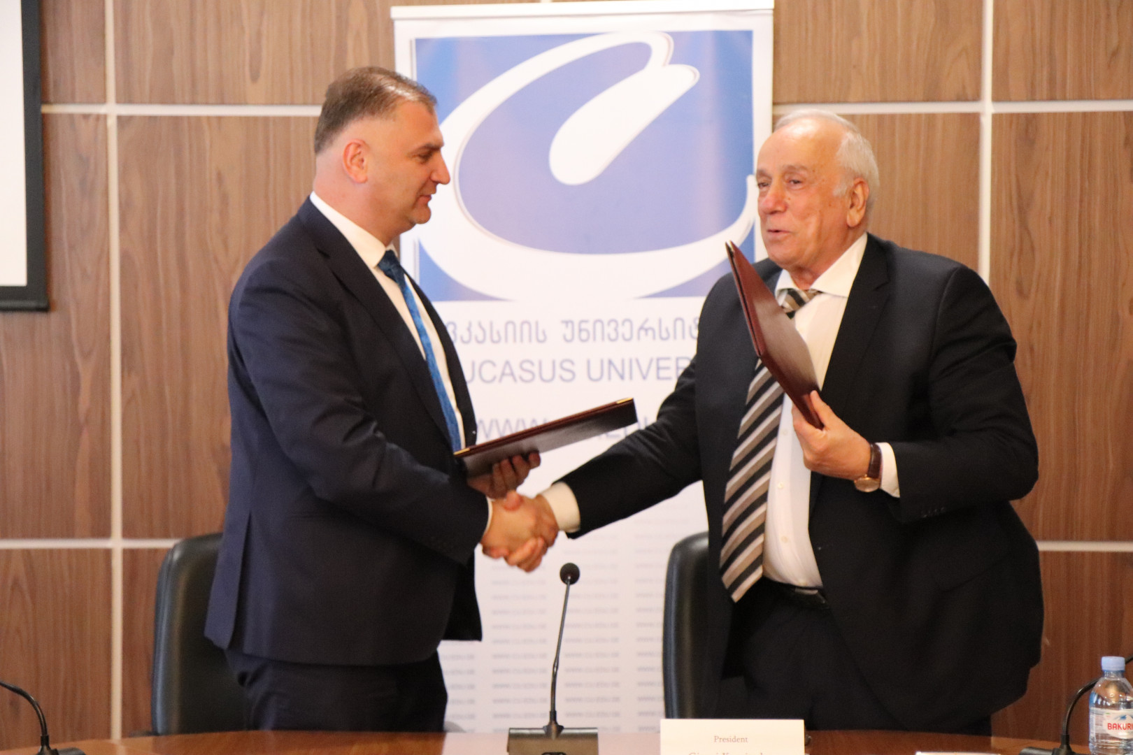  მემორანდუმი კავკასიის უნივერსიტეტსა და საქართველოს მეცნიერებათა ეროვნულ აკადემიას შორის