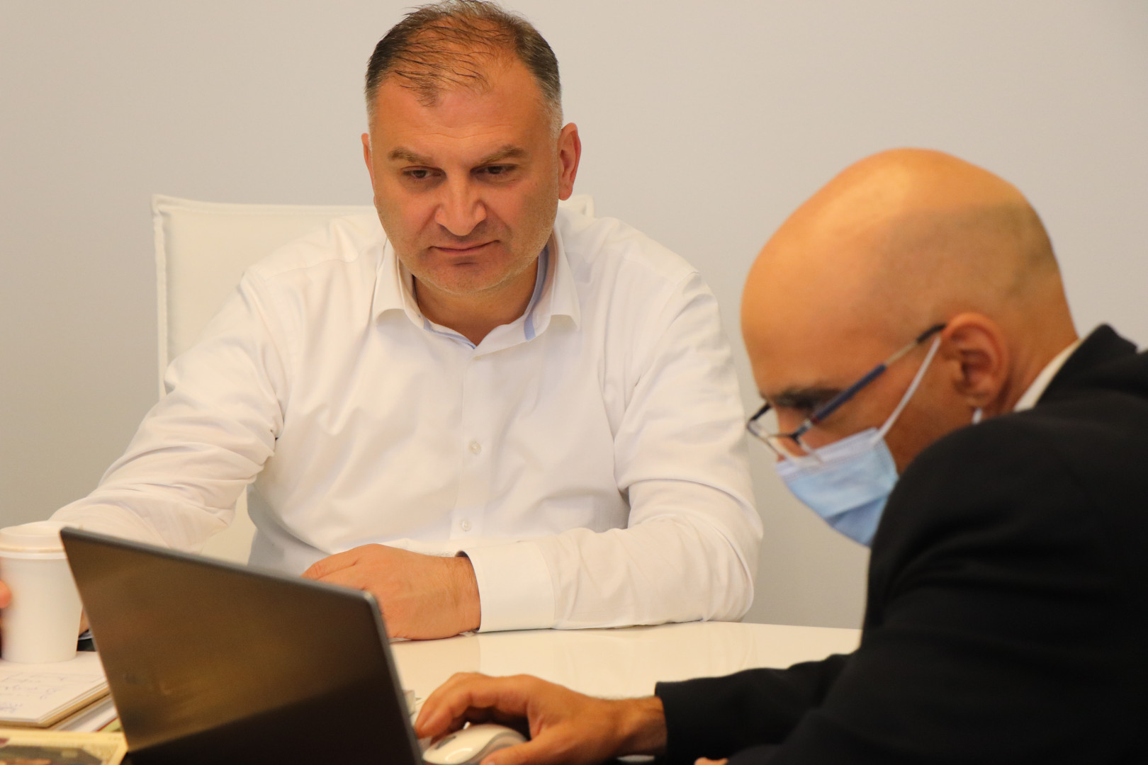 მინჰოს უნივერსიტეტის პროფესორის ვიზიტი კავკასიის უნივერსიტეტში