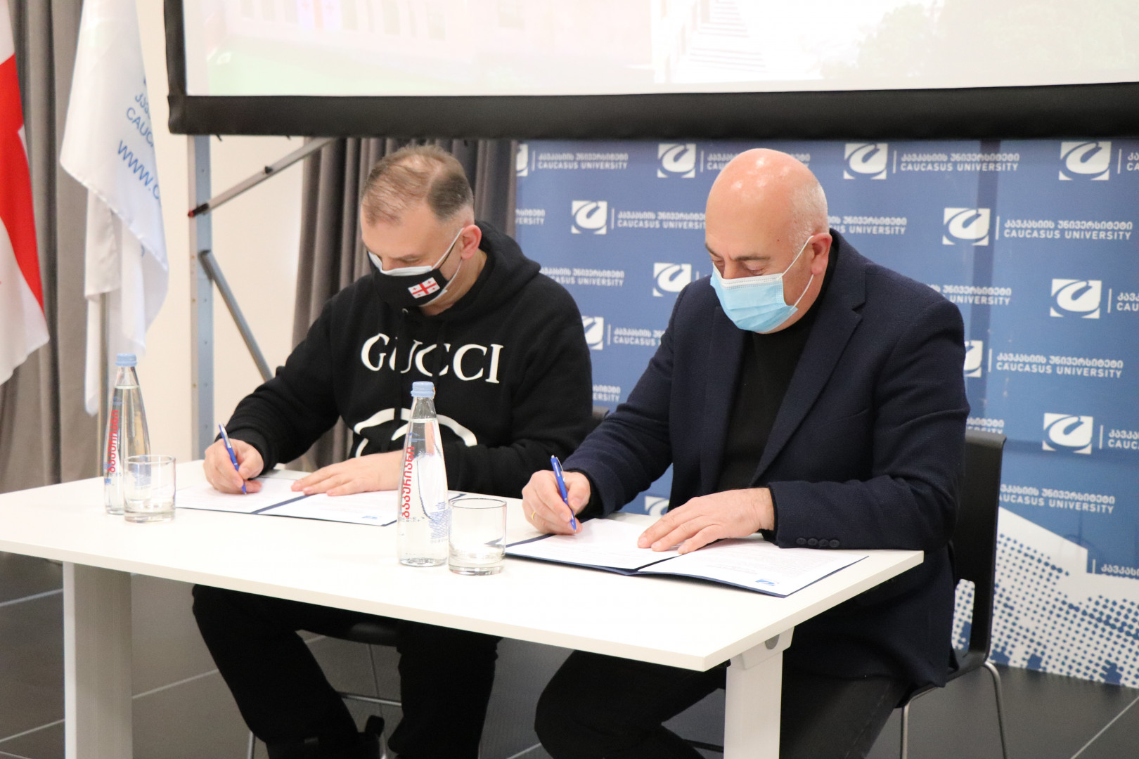  ურთიერთთანამშრომლობის მემორანდუმი კავკასიის უნივერსიტეტსა და ქუთაისის 30-ე საჯარო სკოლას შორის