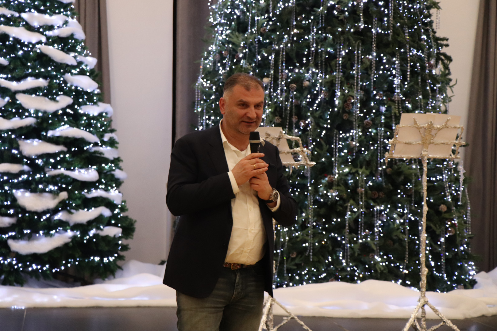 ენცო ნერის წიგნის პრეზენტაცია CU კამპუსში