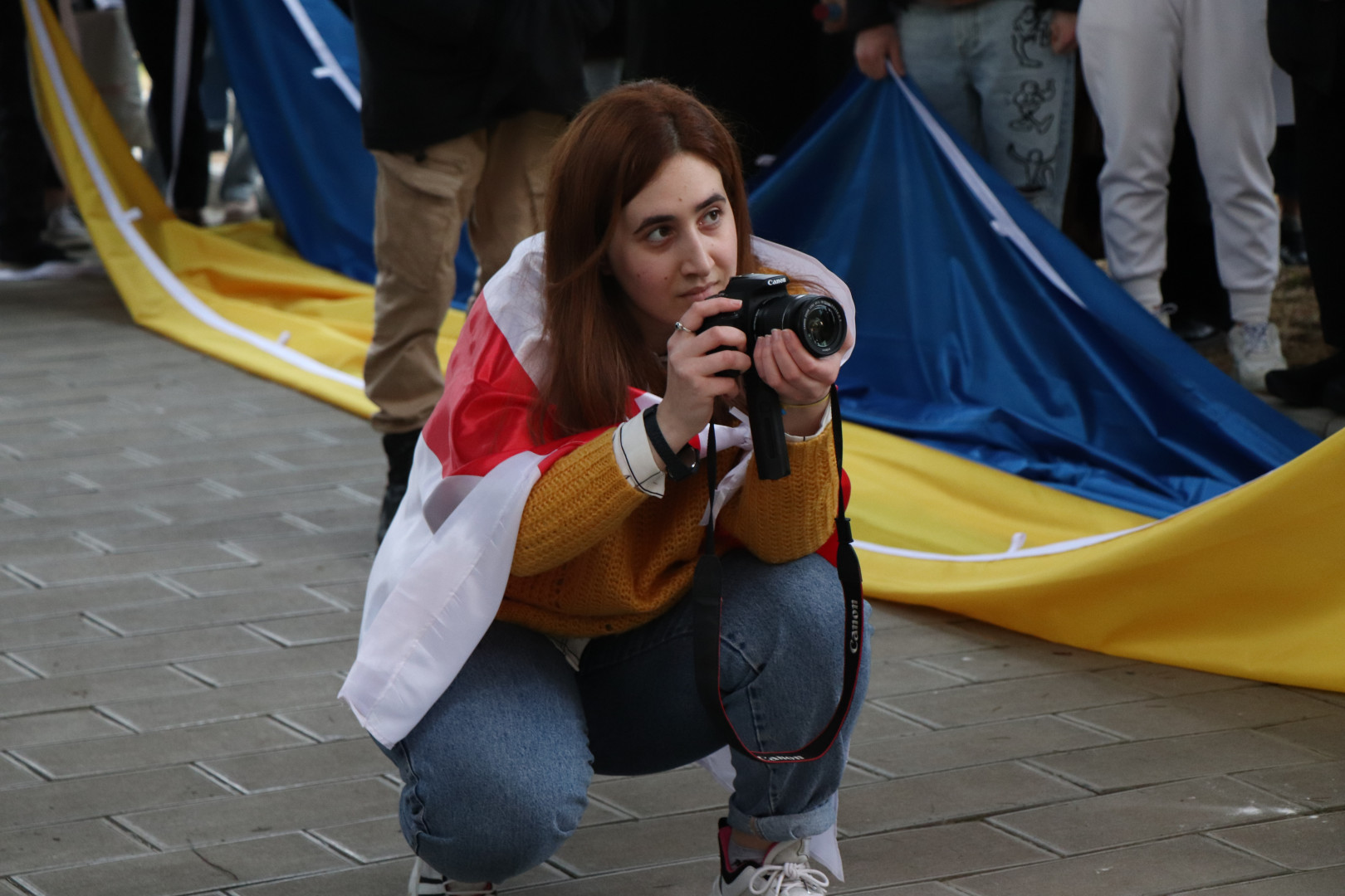 უკრაინის მხარდასაჭერი პერფორმანსი CU კამპუსში