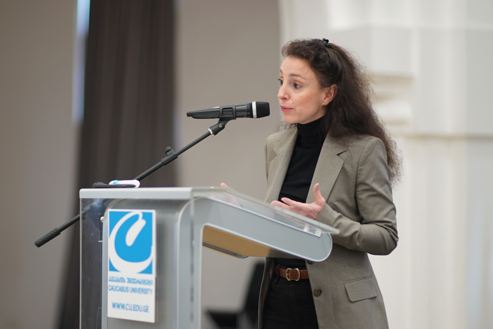 ქართულ-ფრანგული საერთაშორისო სამეცნიერო კონფერენცია კავკასიის უნივერსიტეტში