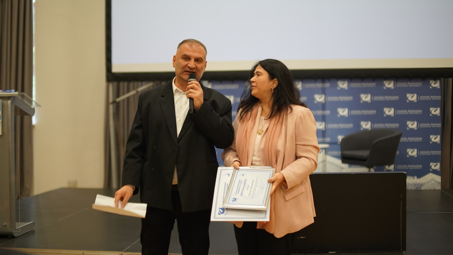 CU-ის ერთგულებისთვის 
