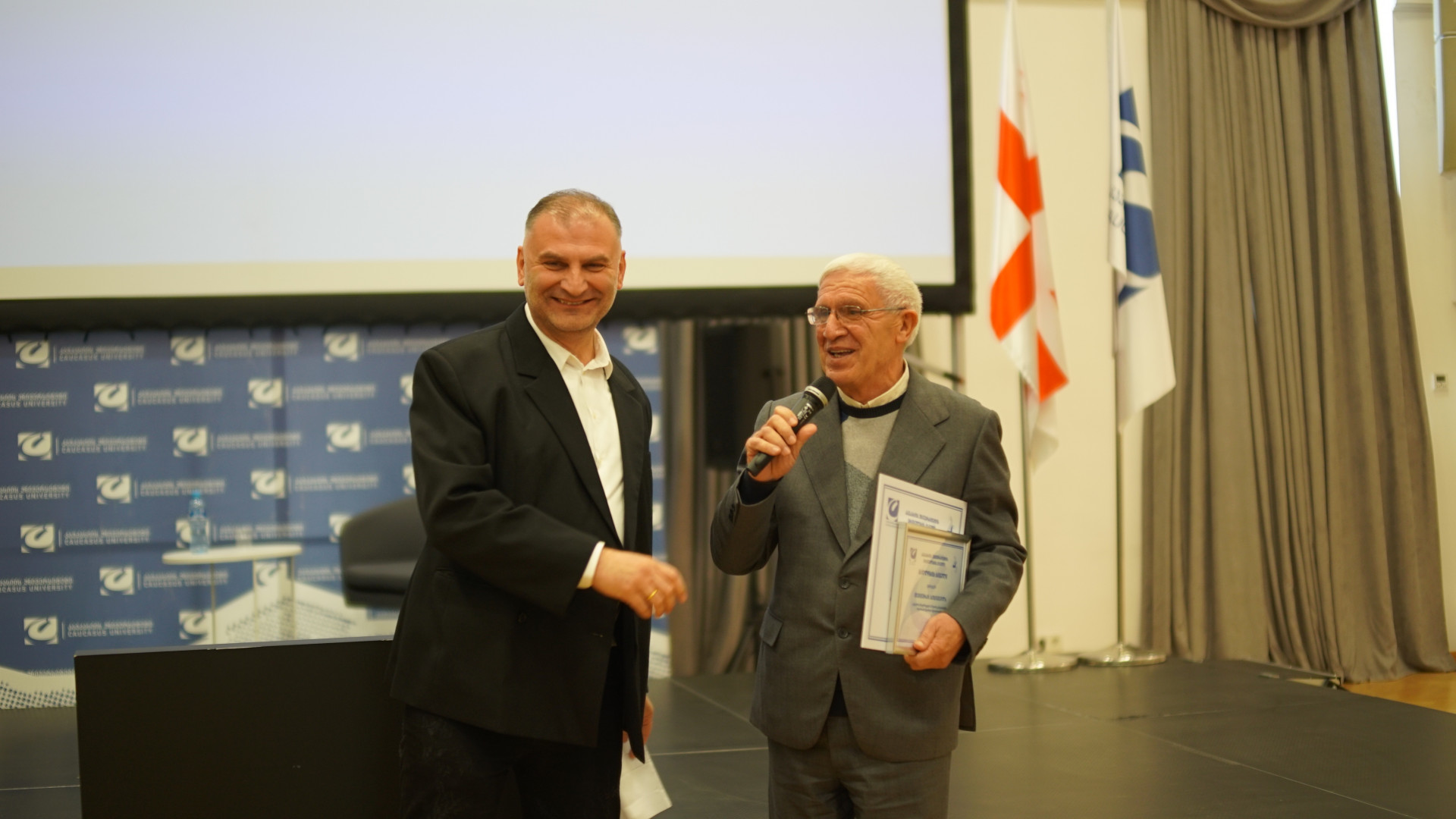 CU-ის ერთგულებისთვის 