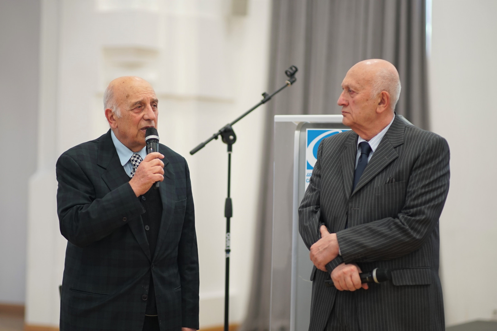 პროფესორ გურამ ლეჟავას სახელობის აუდიტორიის გახსნა