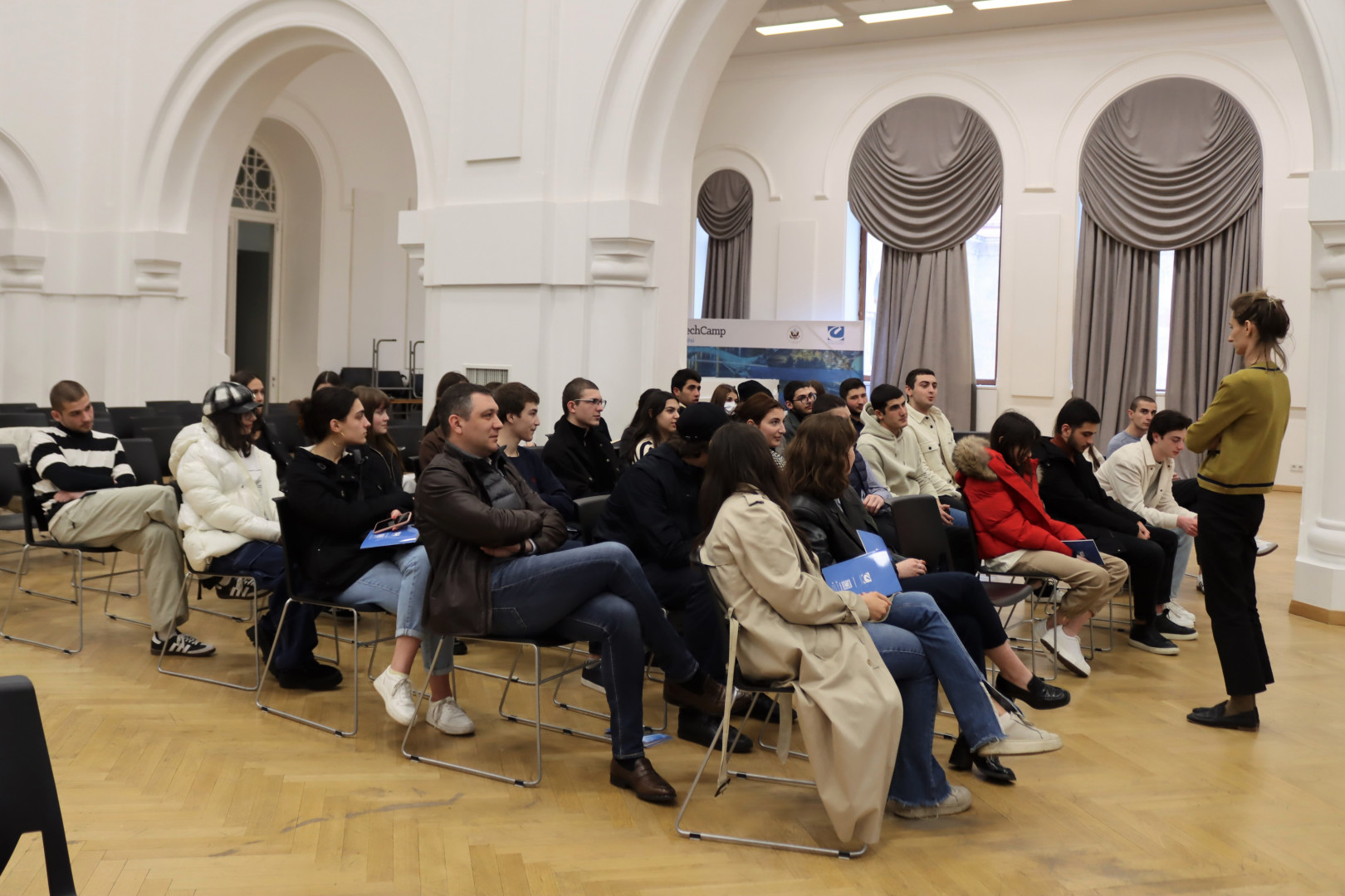 საინფორმაციო შეხვედრა აბიტურიენტებისთვის