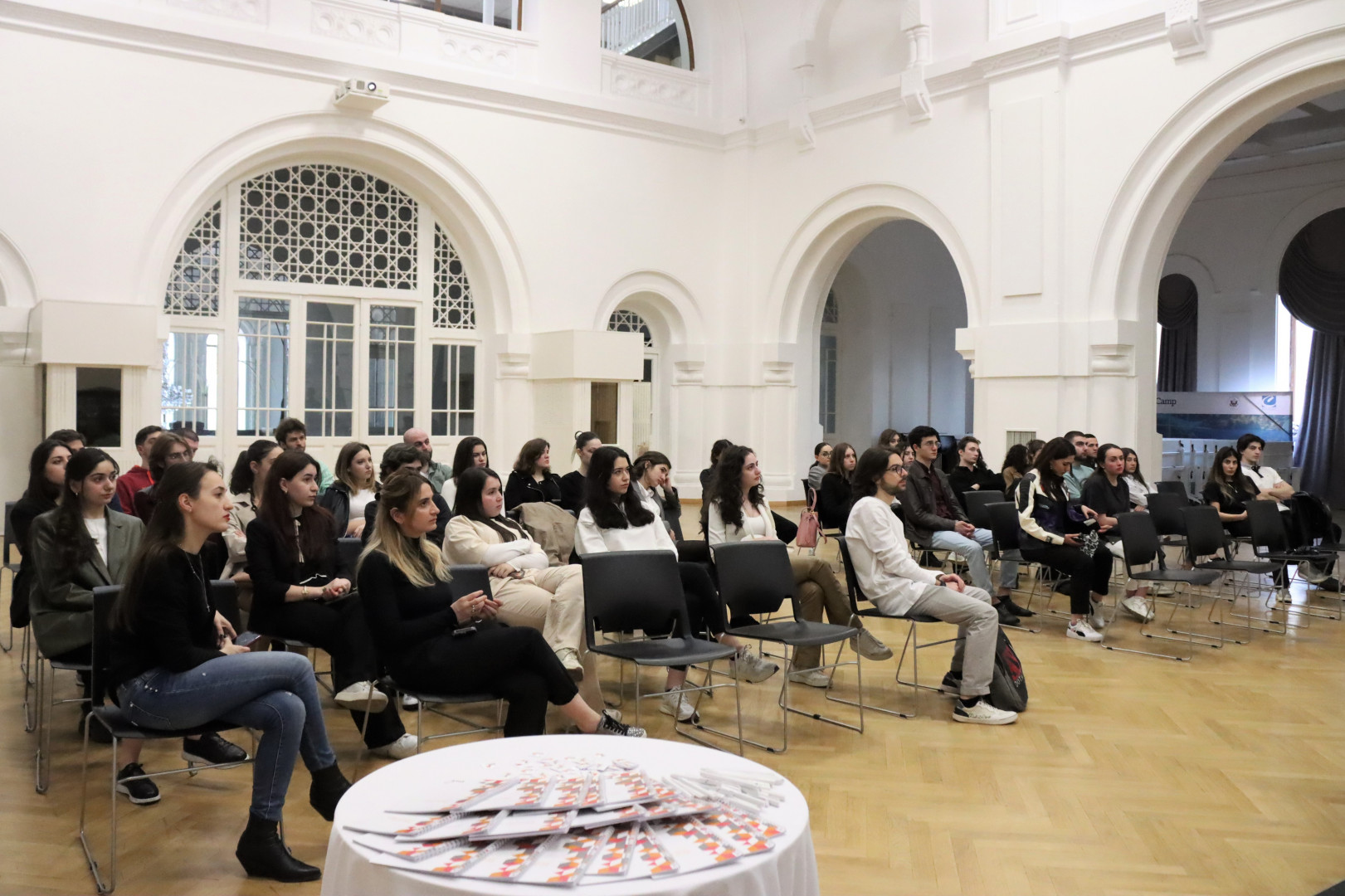 PwC Georgia -ს წარმომადგენლების შეხვედრა სტუდენტებთან
