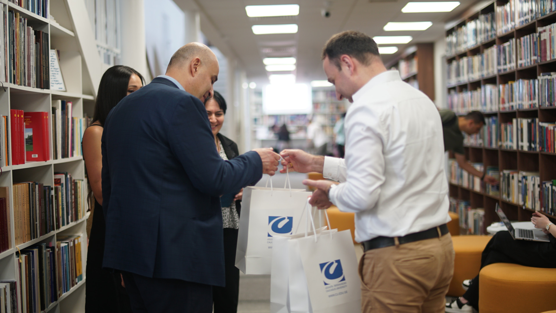 ხაჩატურ აბოვიანის სახელობის სომხეთის სახელმწიფო პედაგოგიური უნივერსიტეტის დელეგაციის ვიზიტი კავკასიის უნივერსიტეტში
