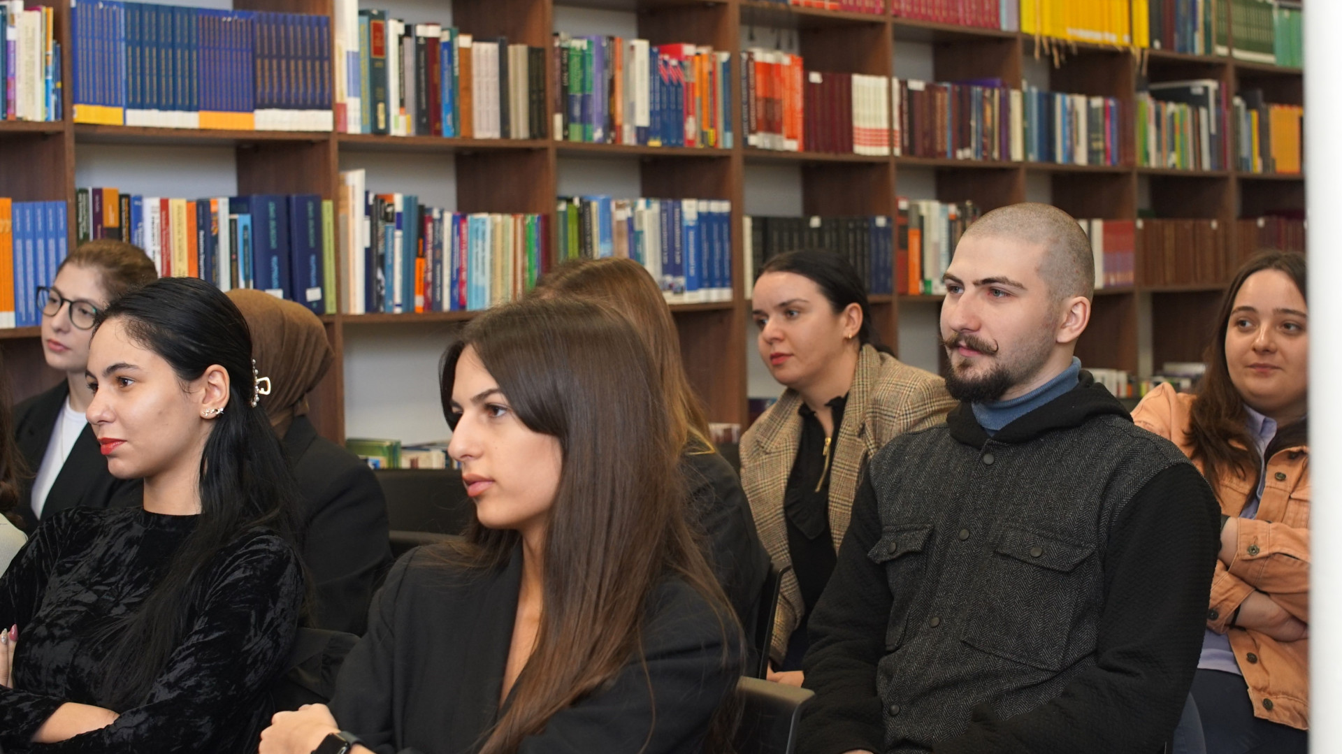 ჯონს ჰოპკინსის უნივერსიტეტის პროფესორის საჯარო ლექცია კავკასიის უნივერსიტეტში - ,,უდროო ფიქრები ხელოვნებასა და პოლიტიკაზე’’