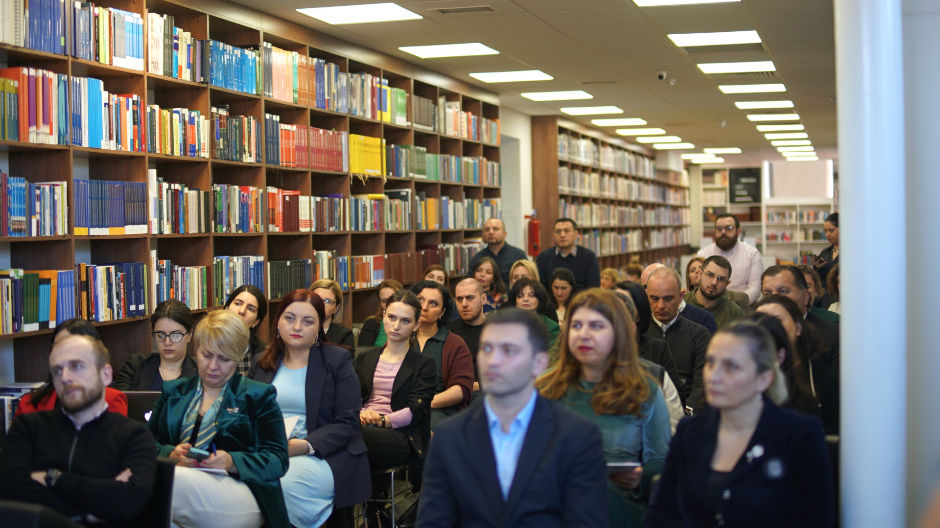 პროექტის „არასრულწლოვანთა მართლმსაჯულების კოდექსის კომენტარები“-ის პრეზენტაცია