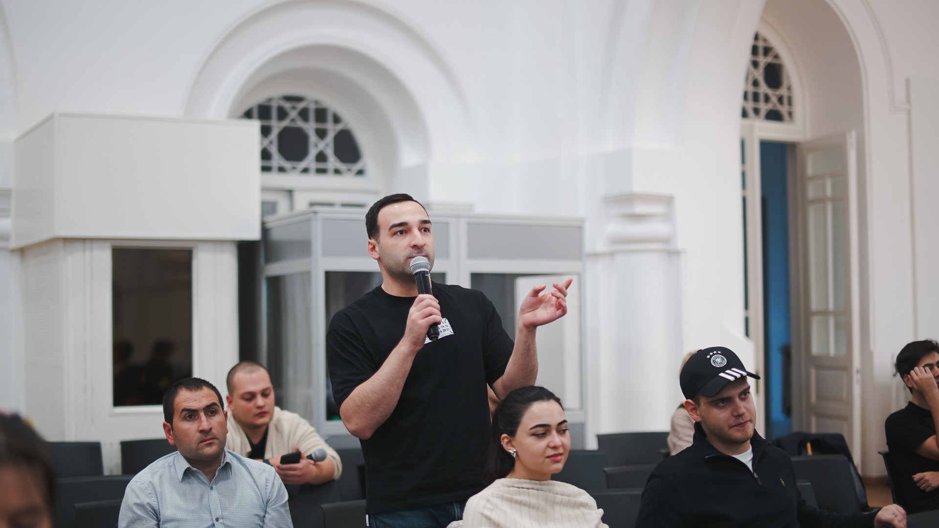 კავკასიის უნივერსიტეტში საერთაშორისო სამეცნიერო-პრაქტიკული კონფერენცია გაიმართა
