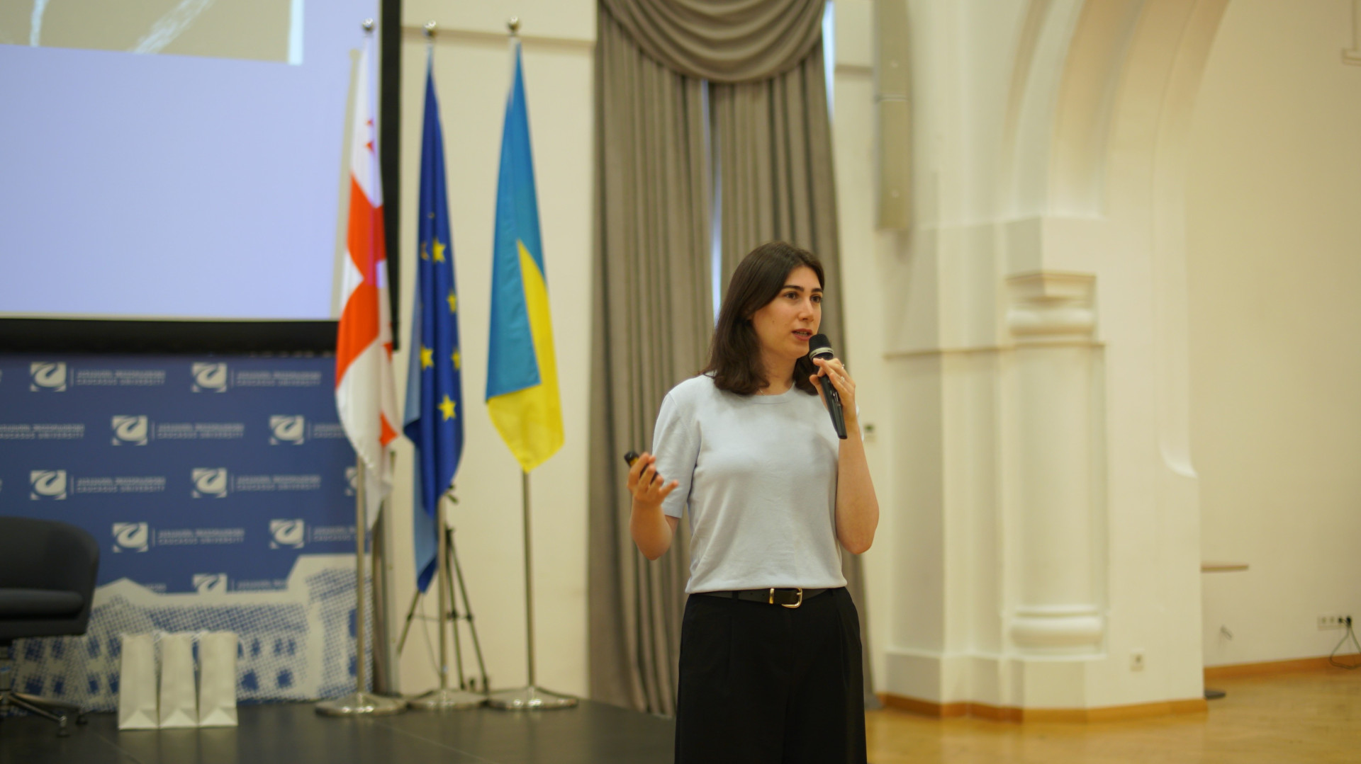 Erasmus+ Talks ღონისძიება კავკასიის უნივერსიტეტში