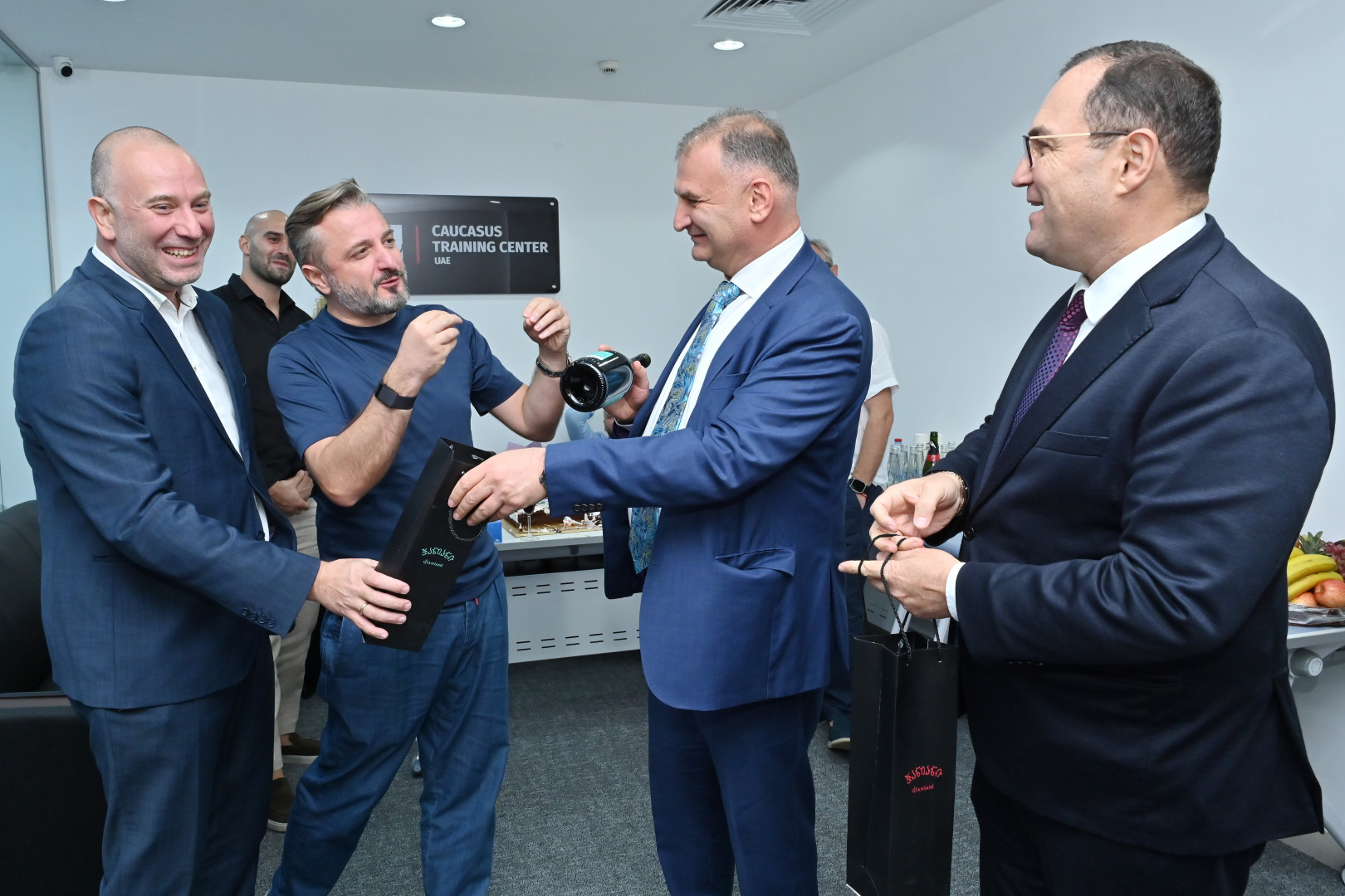 ქართული განათლების პირველი ექსპორტი უცხოეთში - დუბაიში კავკასიის ტრენინგის ცენტრი გაიხსნა 