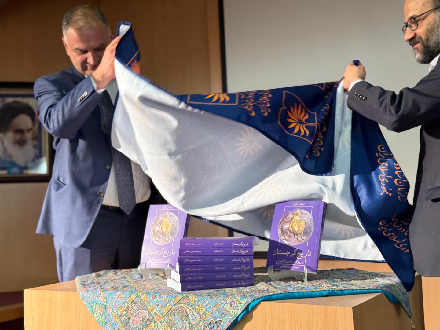 CU-ის პრეზიდენტის, კახა შენგელიას, წიგნის „საქართველოს ისტორიის“ პრეზენტაცია ირანში
