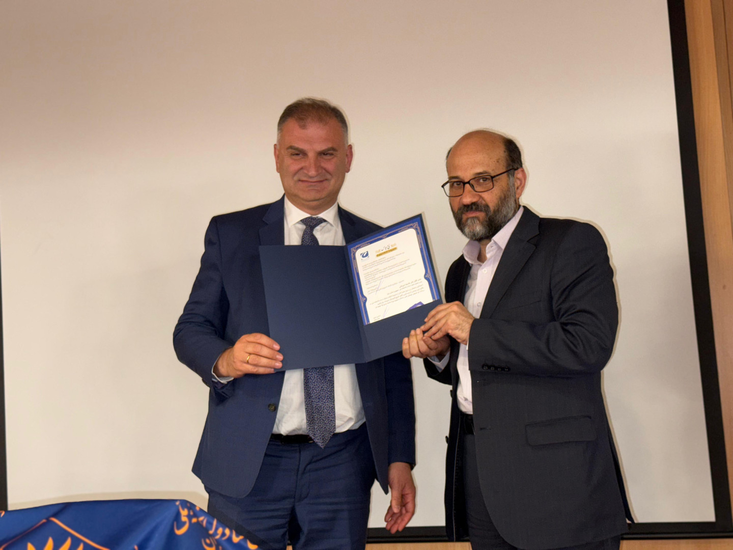 CU-ის პრეზიდენტის, კახა შენგელიას, წიგნის „საქართველოს ისტორიის“ პრეზენტაცია ირანში