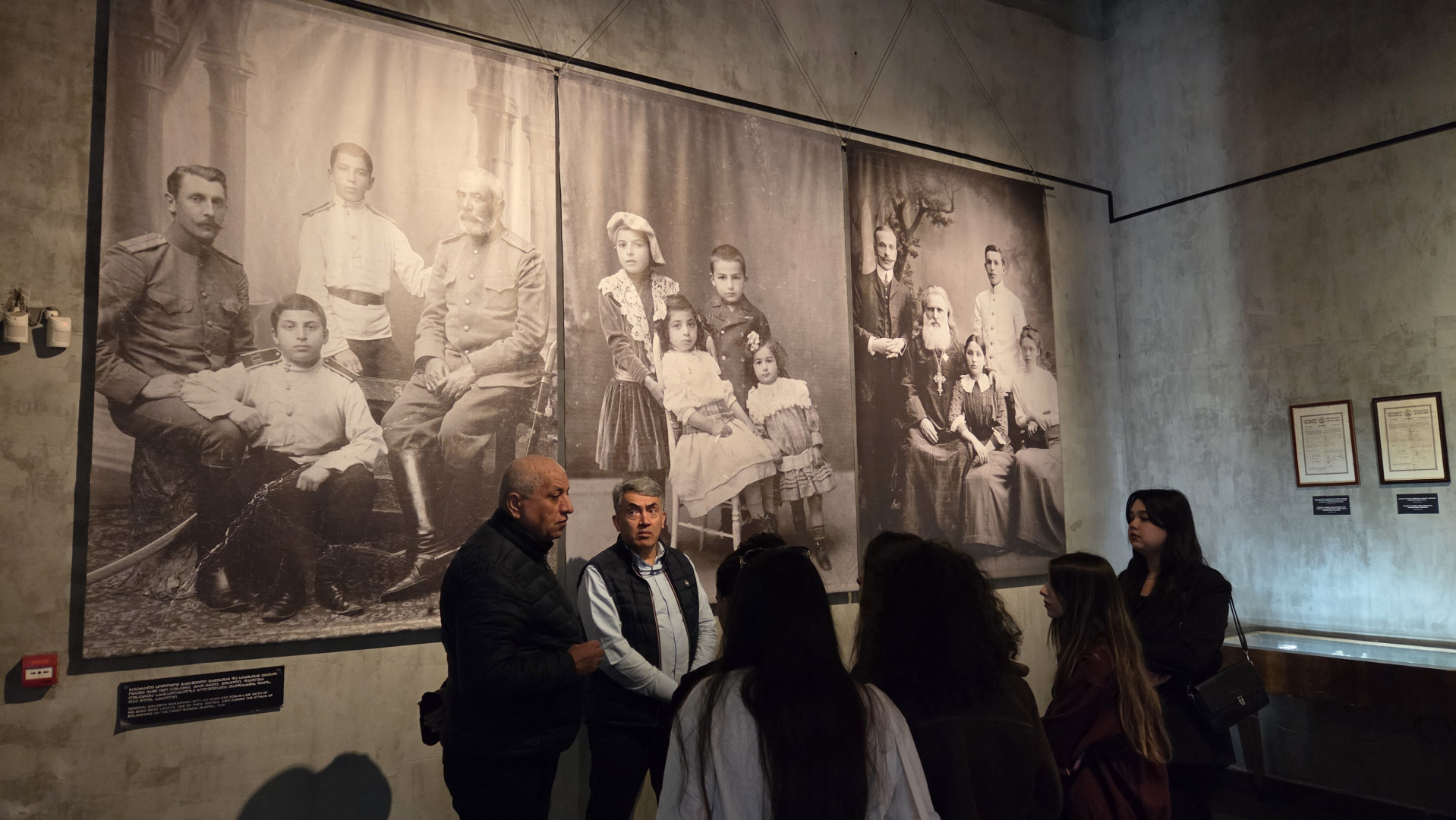 სტუდენტების ვიზიტი საბჭოთა ოკუპაციის მუზეუმში
