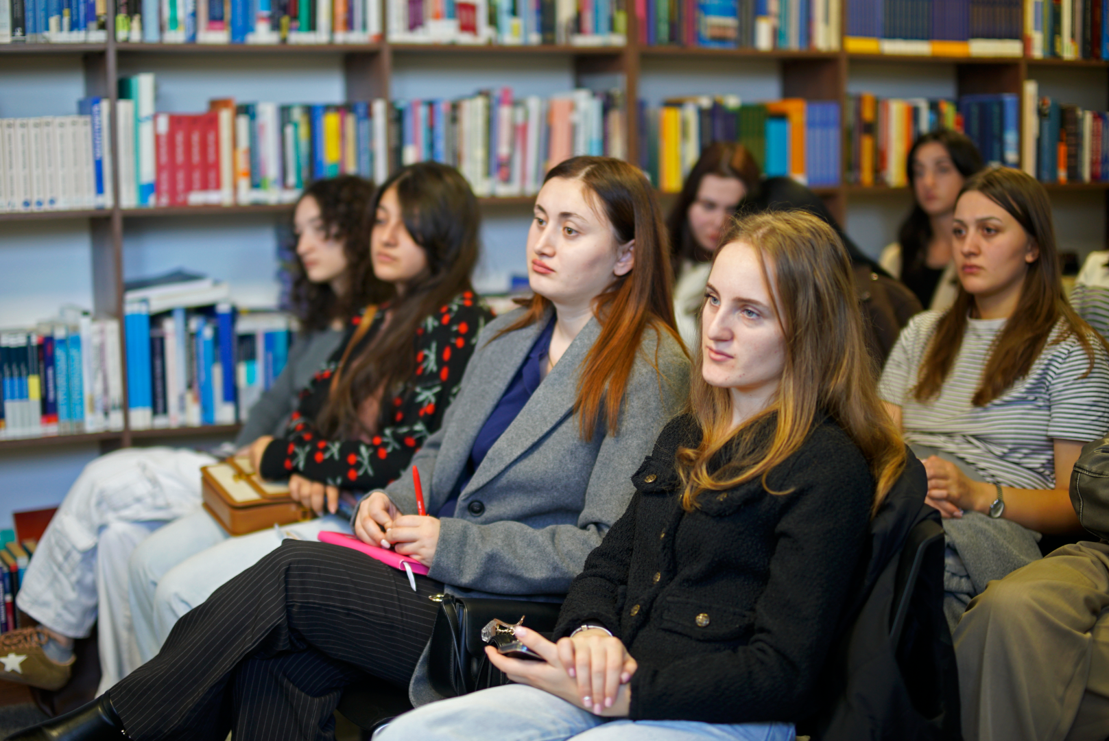 საჯარო ლექცია თემაზე  - „სკოლა და ბულინგი: სისტემური ხედვა თეორიიდან პრაქტიკამდე”