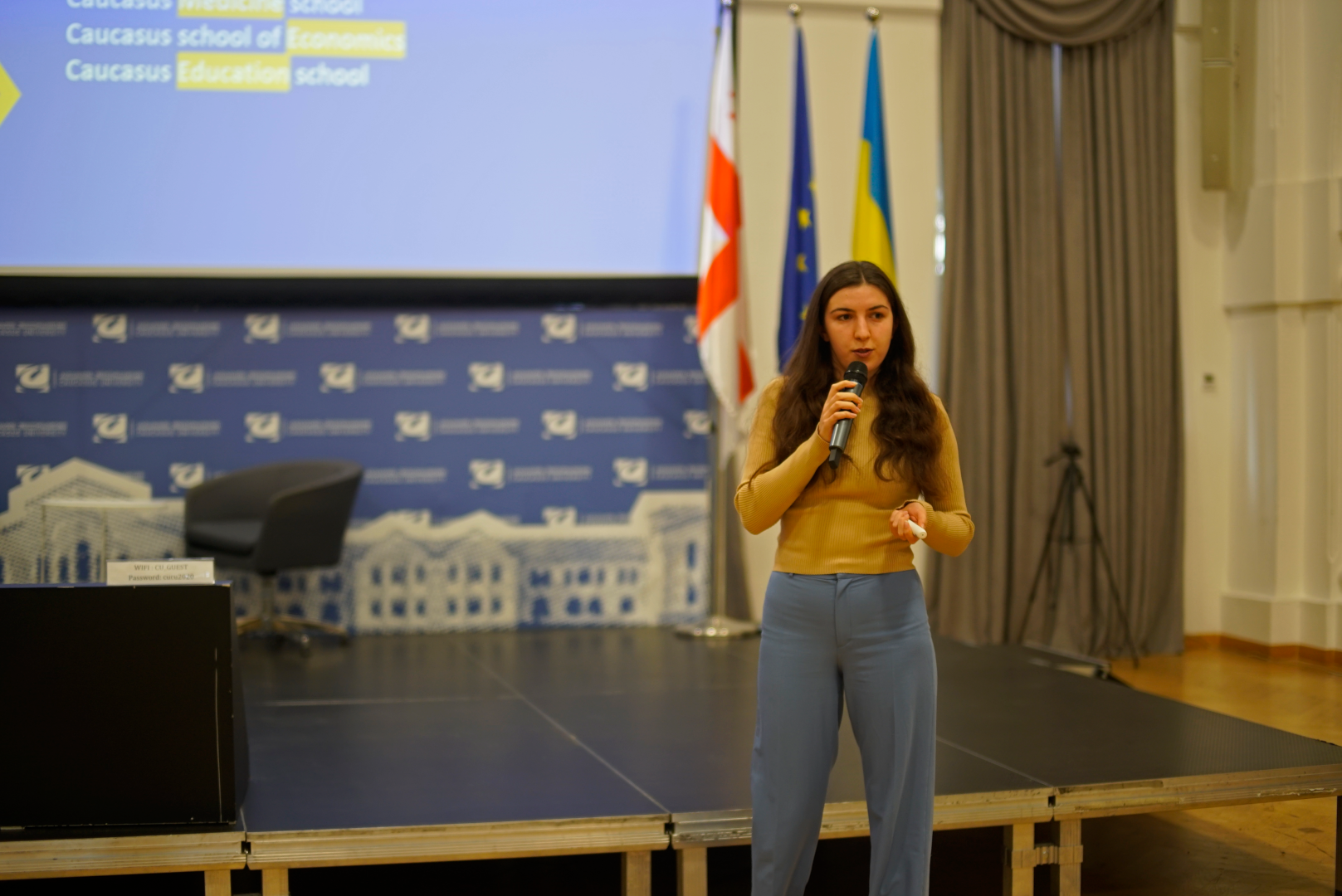 კავკასიის უნივერსიტეტში მედიცინის პროგრამის საერთაშორისო სტუდენტებისათვის საორიენტაციო შეხვედრები გრძელდება