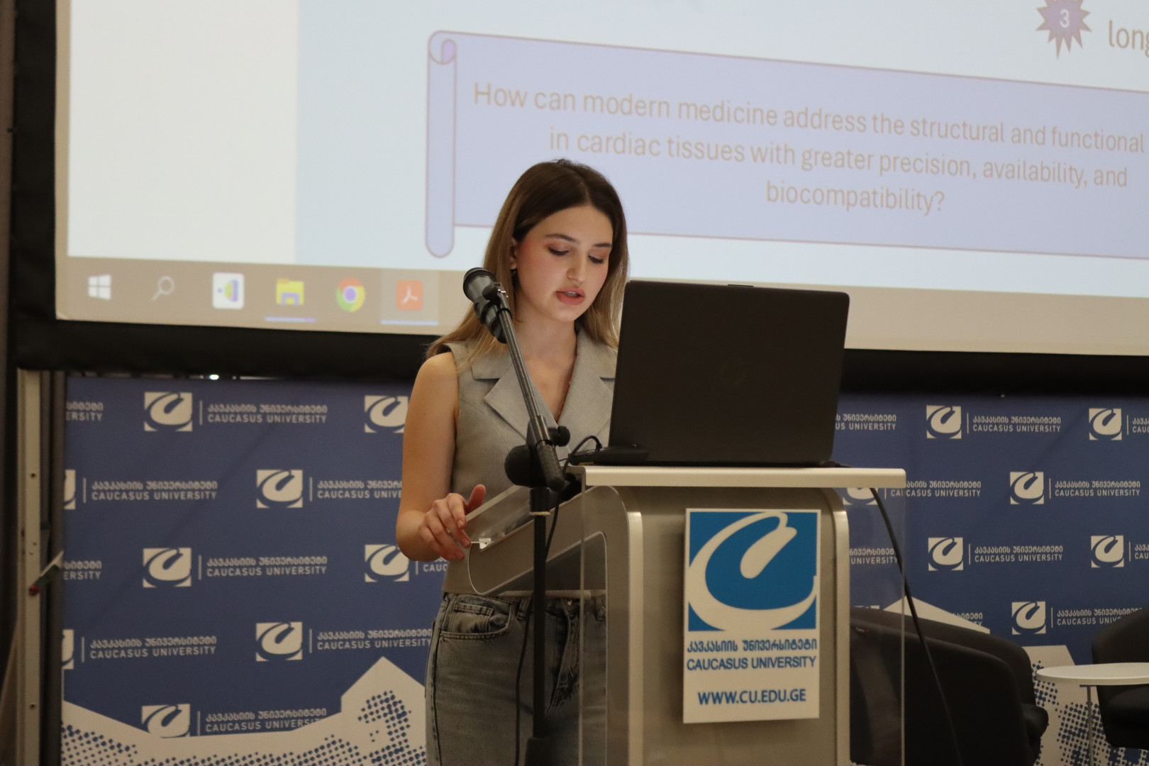 CMS-ის სტუდენტური სასკოლო კონფერენცია