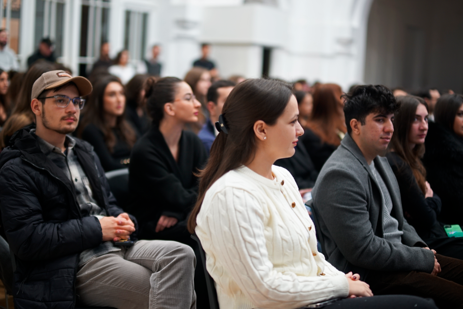 ბრიტანეთის ელჩის ვიზიტი კავკასიის უნივერსიტეტში