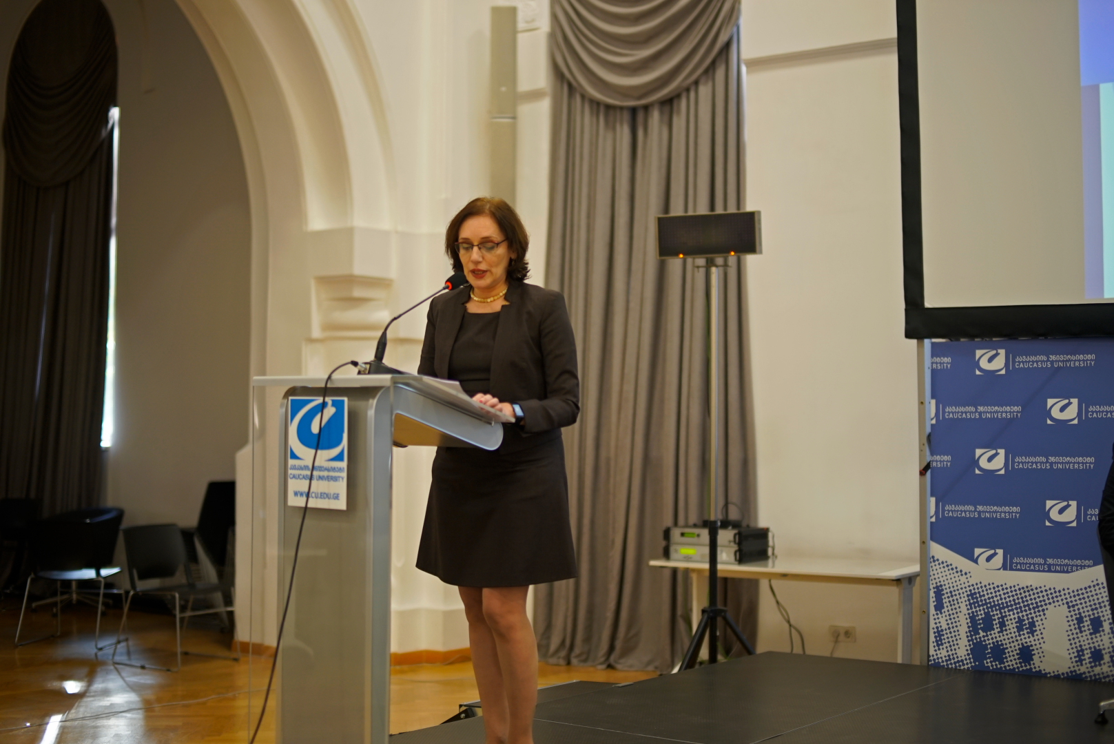 მესამე საერთაშორისო კონფერენცია თემაზე - „ბავშვის უფლებები მართლმსაჯულების სისტემაში - გამოწვევები და პერსპექტივები“