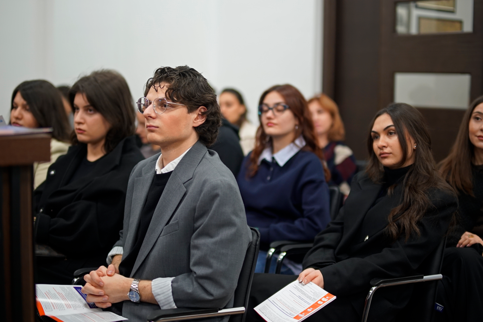 ეხვედრა ქალთა მიმართ და ოჯახში ძალადობის წინააღმდეგ ბრძოლის 16 დღიანი მსოფლიო კამპანიის ფარგლებში