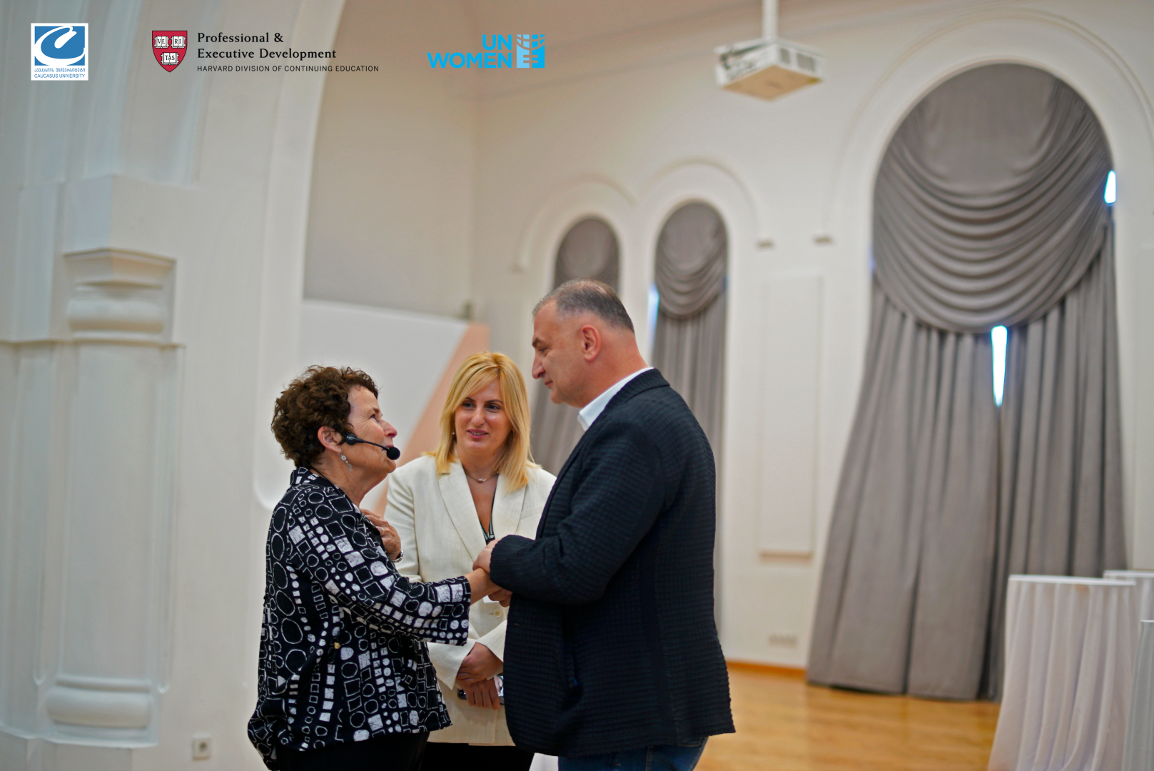 კავკასიის უნივერსიტეტში ჰარვარდის უნივერსიტეტის უწყვეტი განათლების  ცენტრის აღმასრულებელი ლიდერობის პროგრამა გრძელდება 