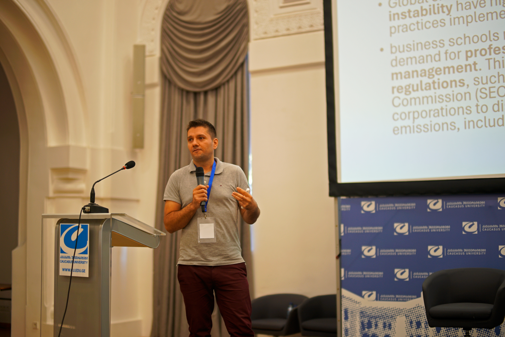 კავკასიის უნივერსიტეტის მე-10 წლიური საერთაშორისო კონფერენცია