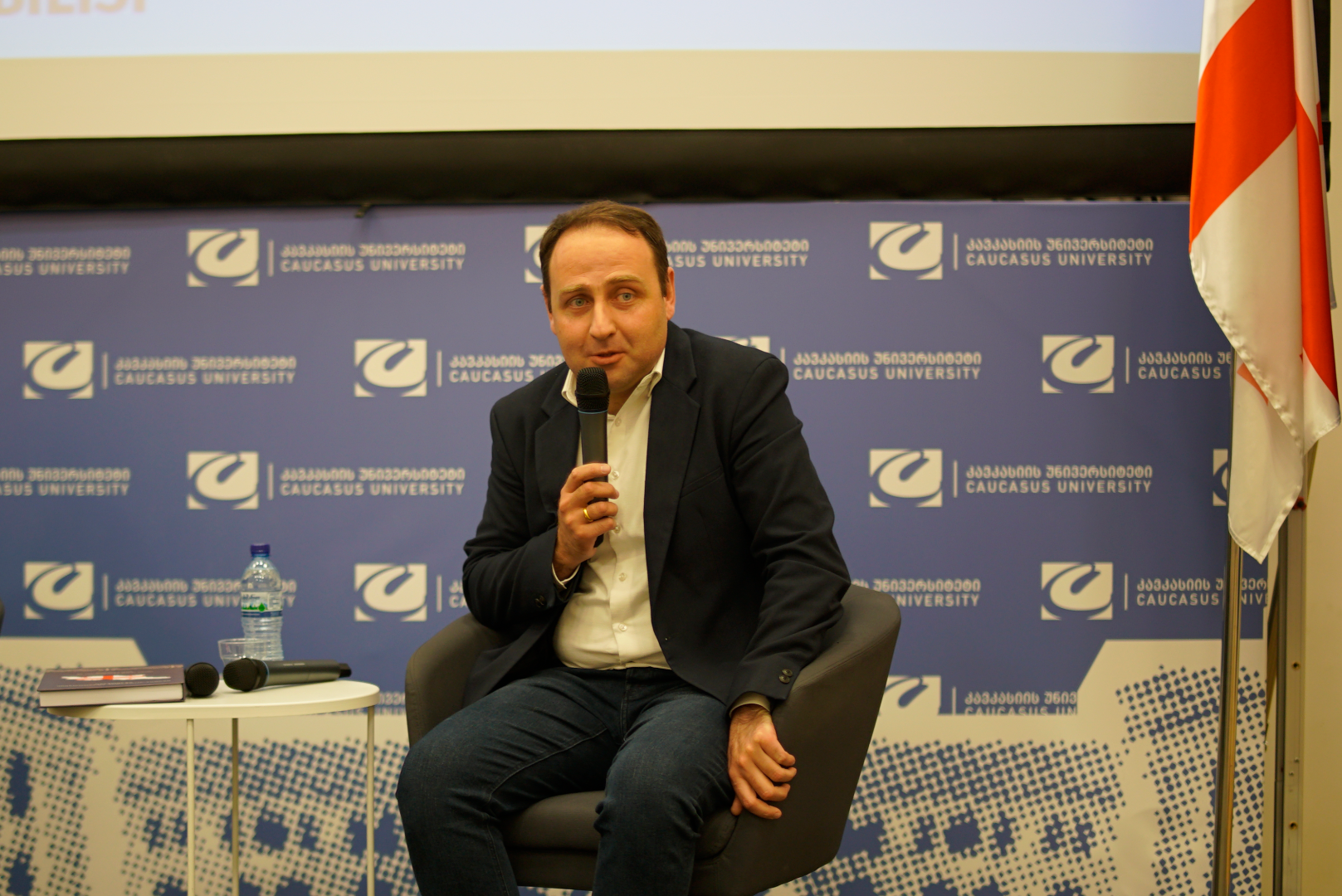 ზურაბ ბრაგვაძის ხსოვნისადმი მიძღვნილი კრებულის პრეზენტაცია