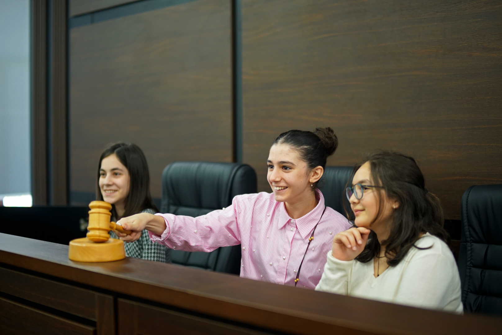 „მწვანე სკოლის“ მე-6 კლასის მოსწავლეების ვიზიტი CU-ში