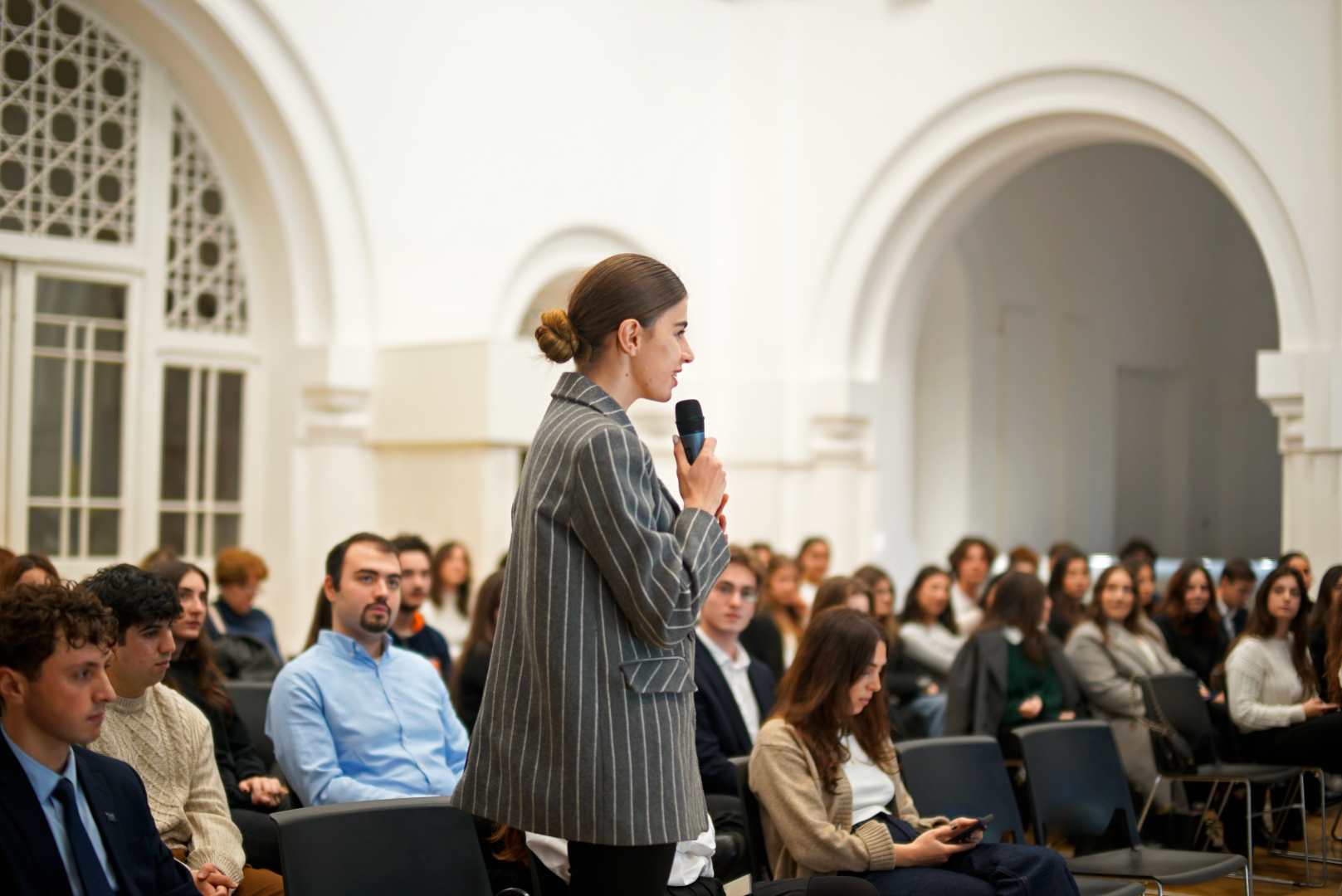 ევროკავშირის ელჩის შეხვედრა CU-ის სტუდენტებთან