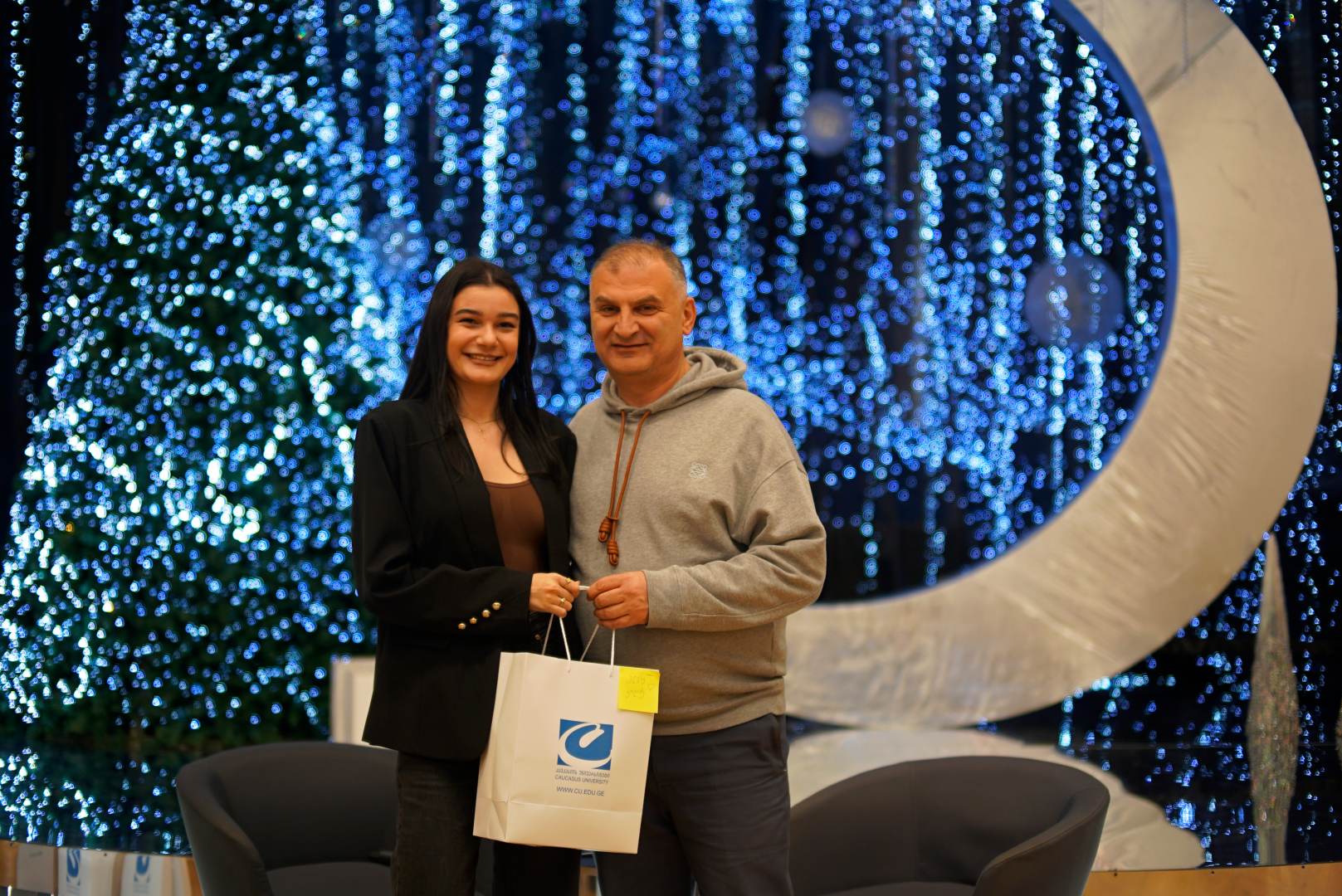 CU-ის ელჩების შეხვედრა უნივერსიტეტის პრეზიდენტთან