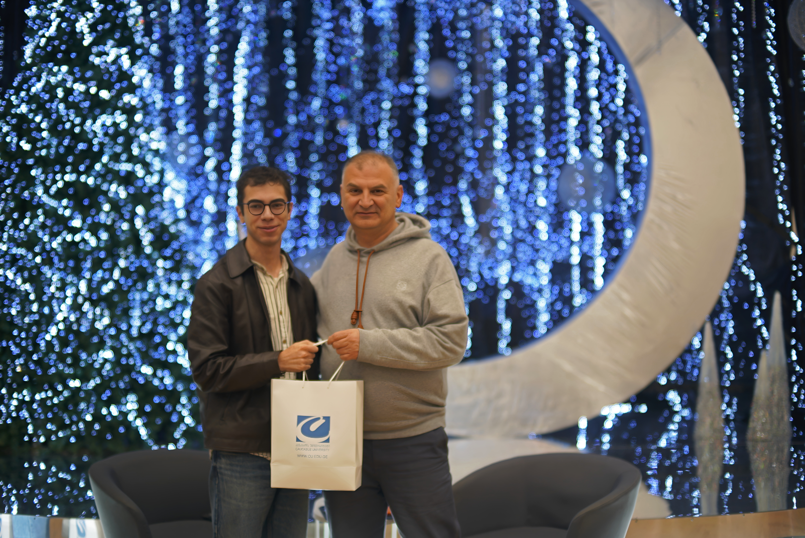 CU-ის ელჩების შეხვედრა უნივერსიტეტის პრეზიდენტთან