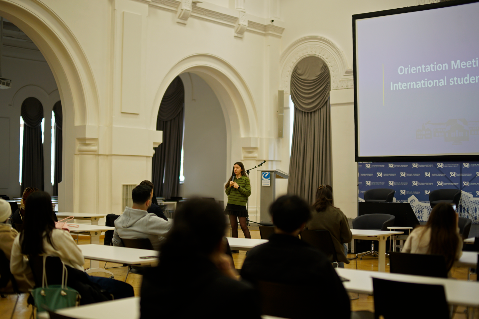 კავკასიის უნივერსიტეტში საერთაშორისო სტუდენტებისათვის საორიენტაციო შეხვედრები დაიწყო 