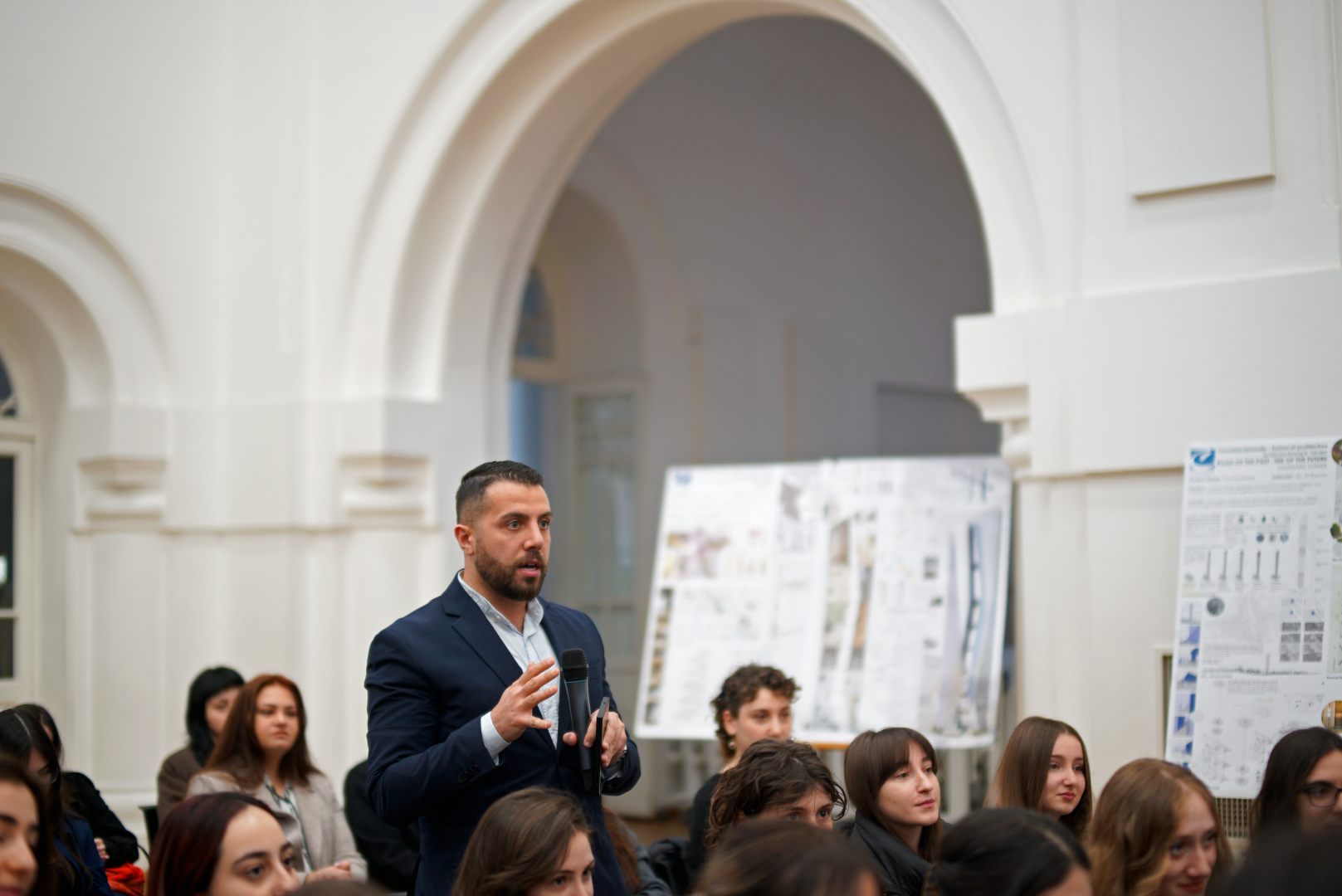 CU-ში სტუმრად RIBA-ის აღმასრულებელი დირექტორი ეიდრიან დობსონი