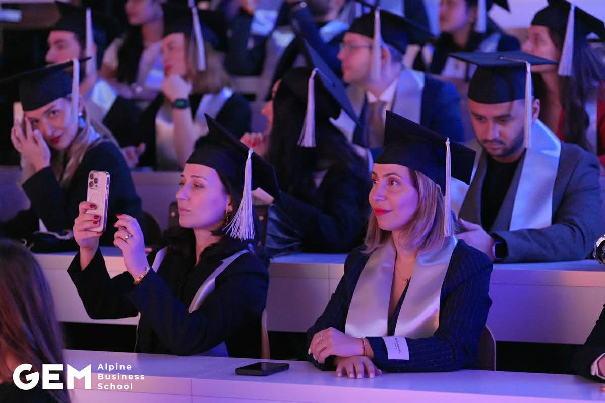 დიპლომების გადაცემის ცერემონიალი GEM-ის და CSB-ის ერთობლივი სამაგისტრო პროგრამის კურსდამთავრებულთათვის