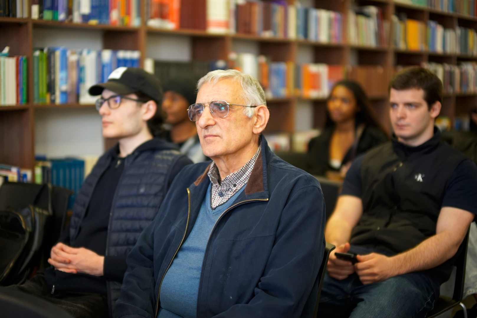 საჯარო ლექცია თემაზე - ურთიერთქმედების გამოკვეთა: საინფორმაციო და საკომუნიკაციო ტექნოლოგიების (ICT) მოდერატორული როლი განახლებად ენერგიასა და ადამიანის განვითარებას შორის კავშირში BRICS-ის ქვეყნებში