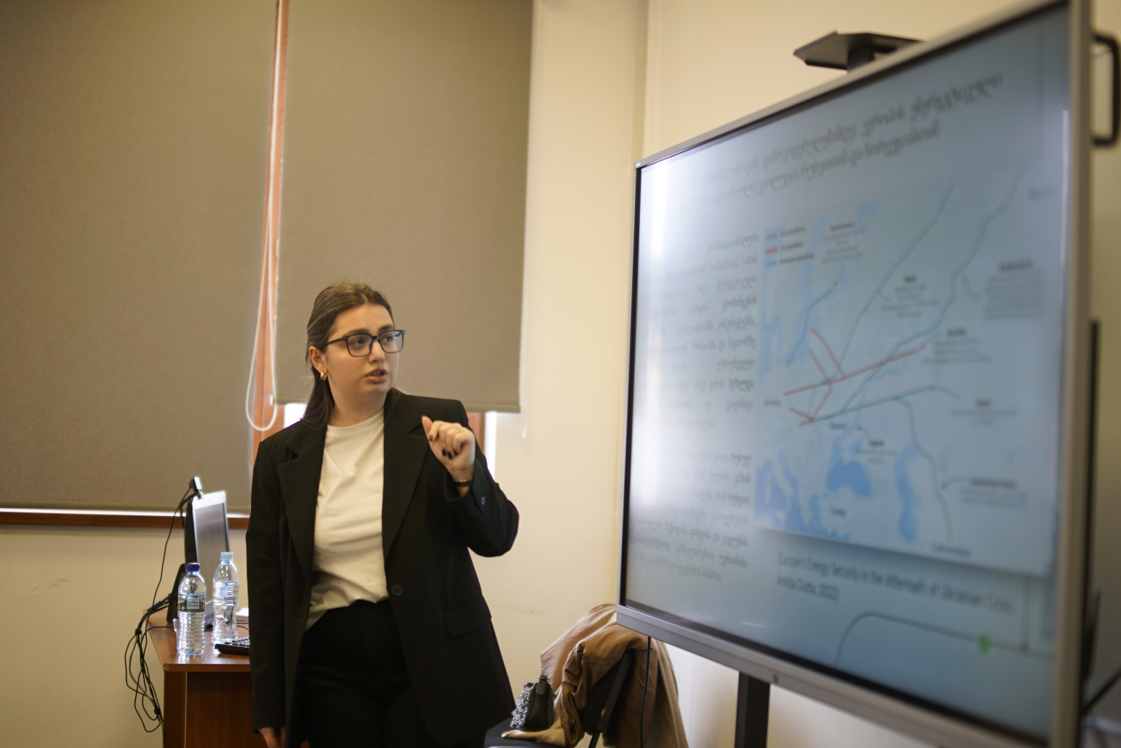 კავკასიის სახელმწიფო მართვის სკოლის საბაკალავრო ნაშრომების დაცვა