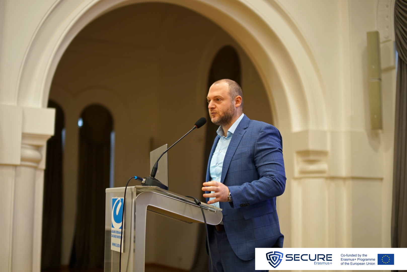 კვანტური ლაბორატორიის გახსნა კავკასიის უნივერსიტეტში