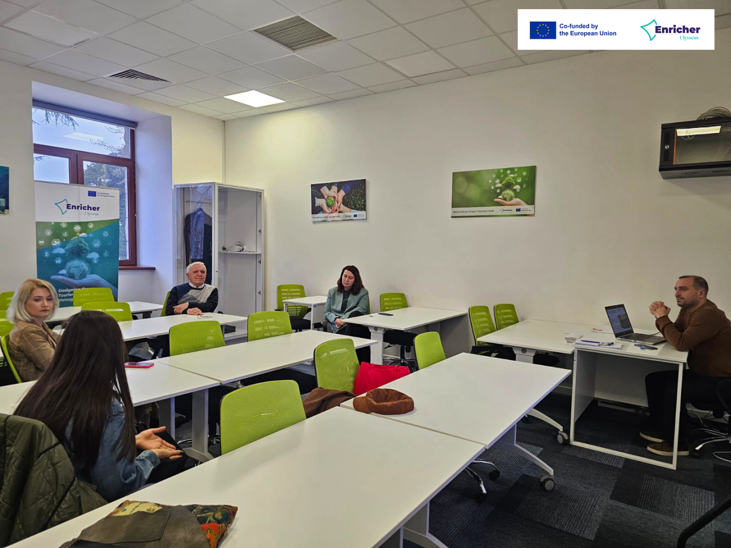 კავკასიის უნივერსიტეტის მწვანე ტურიზმის ჰაბის შეხვედრა კურსდამთავრებულებთან