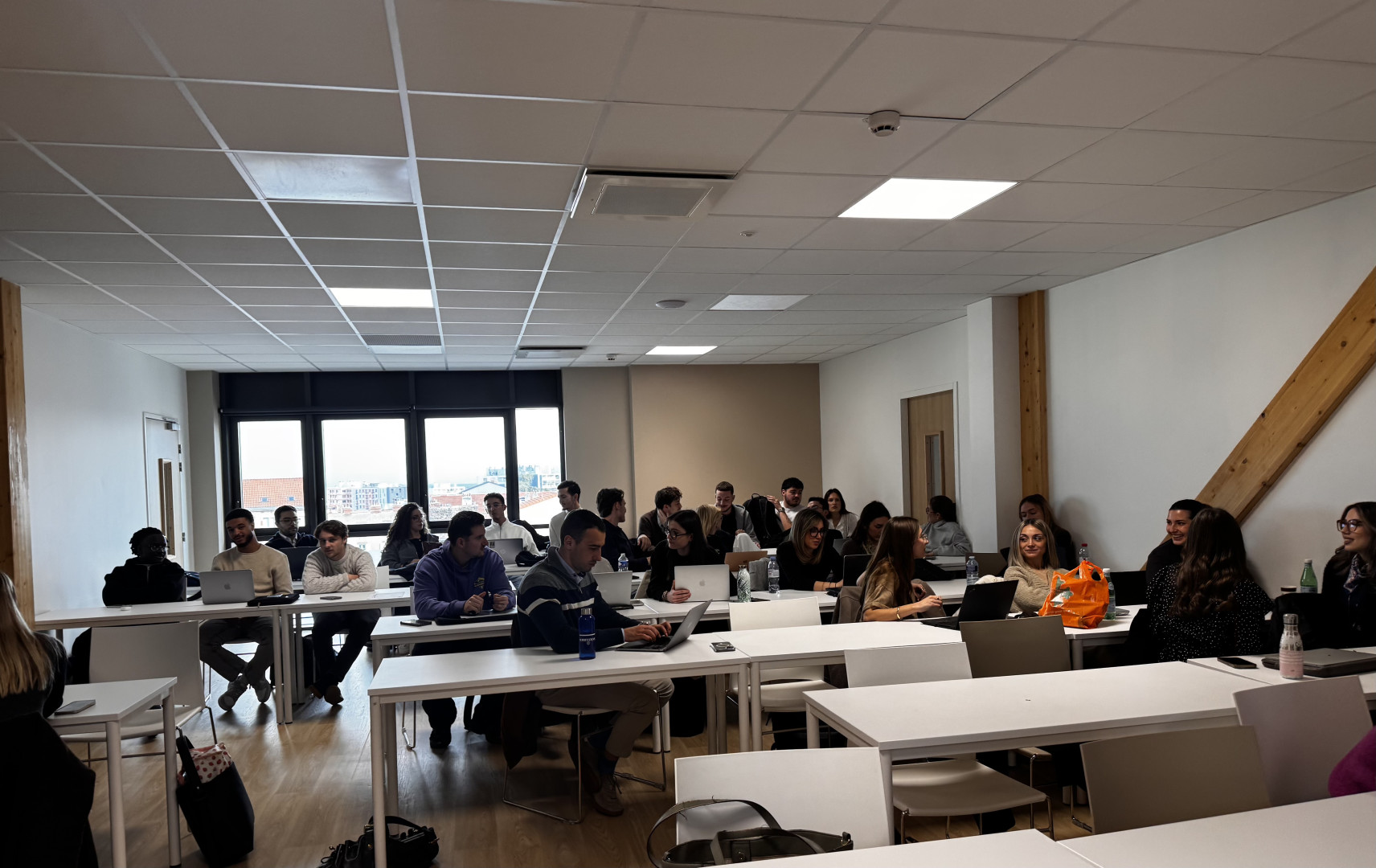 ბიზნესის სკოლის დეკანმა, ელენე ჯღარკავამ კლერმონტის ბიზნესის სკოლის გლობალურ კვირეულში მიიღო მონაწილეობა