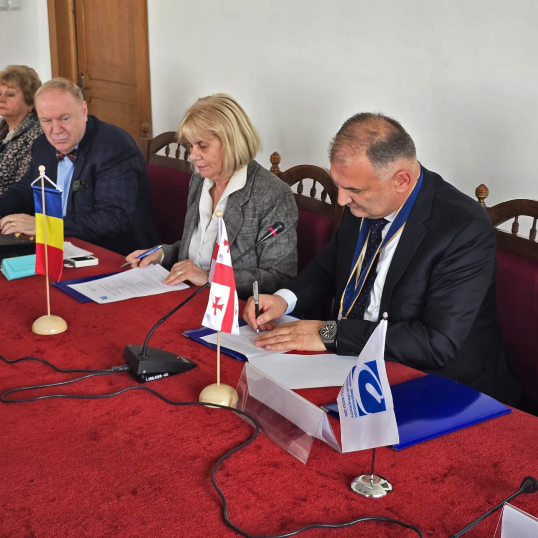 კავკასიის უნივერსიტეტის პრეზიდენტი ბუქარესტში დიმიტრი კანტემირის საპატიო მედლით დაჯილდოვდა