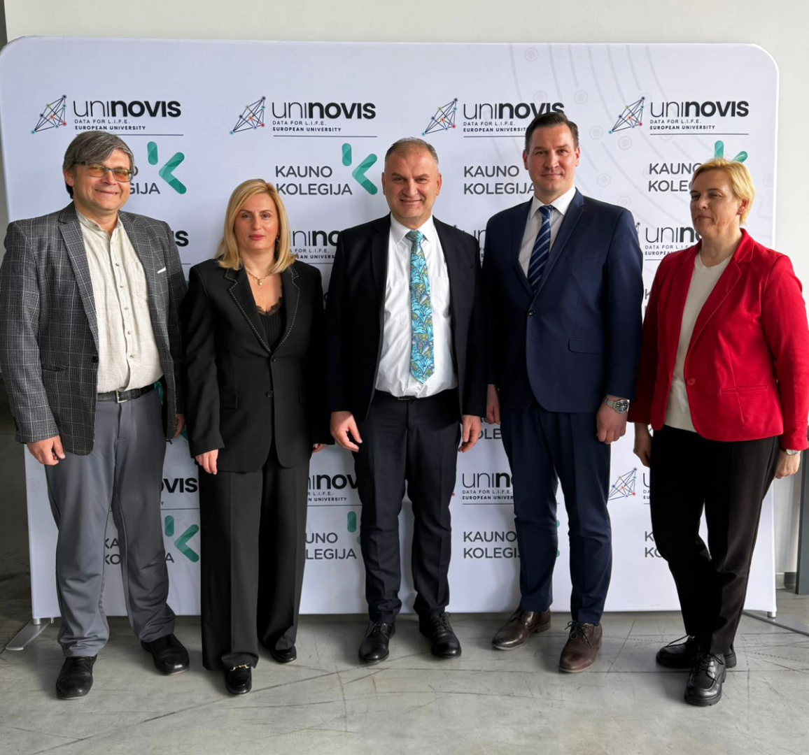 კავკასიის უნივერსიტეტის დელეგაციის ვიზიტი კაუნასის კოლეჯში