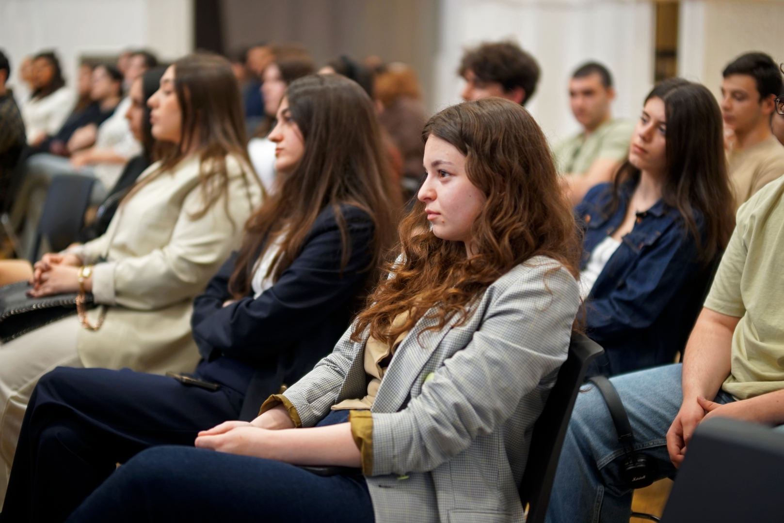 კავკასიის უნივერსიტეტის სტუდენტების შეხვედრა ნიდერლანდების სამეფოს საგანგებო და სრულუფლებიან ელჩთან საქართველოში, მელინე არაკელიანთან