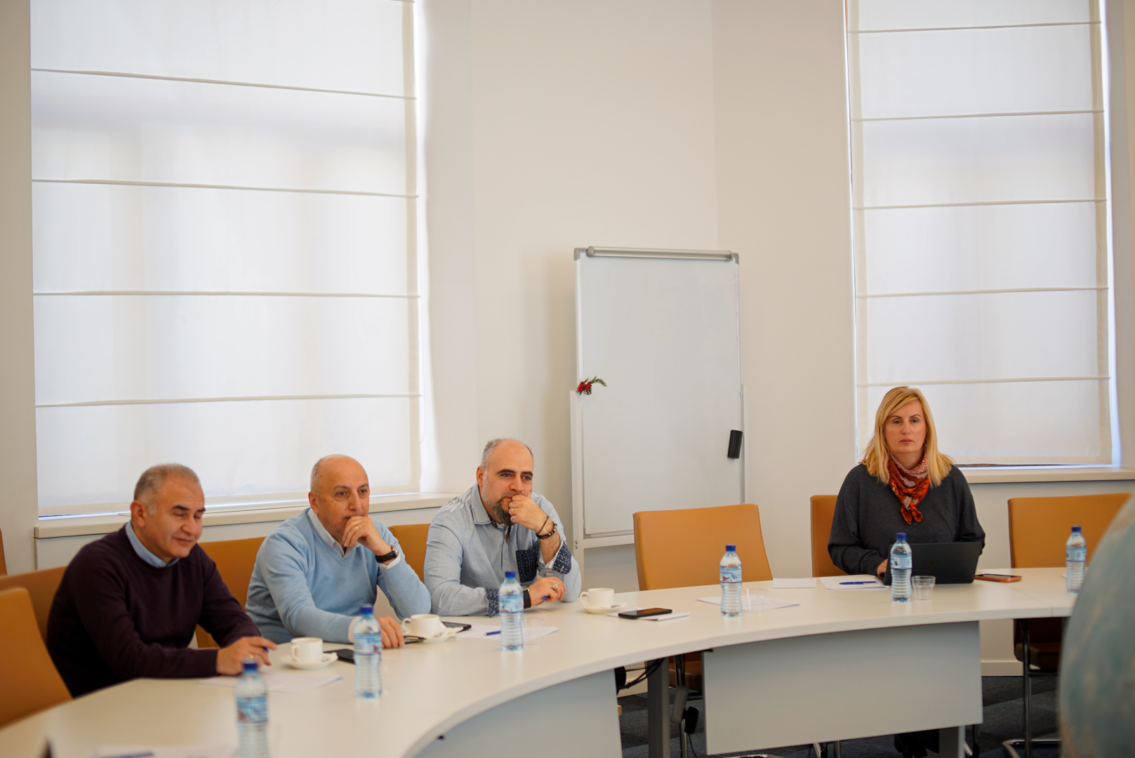 კავკასიის უნივერსიტეტმა სამუშაო ვიზიტით სომხეთის დელეგაციას უმასპინძლა