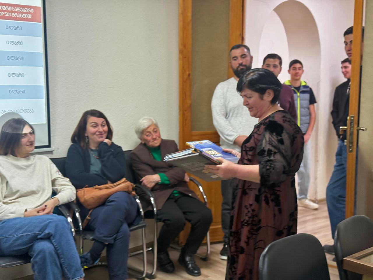 კავკასიის უნივერსიტეტის წარმომადგენლების ვიზიტი დედოფლისწყაროს სასწავლო ცენტრ "სპექტრში"