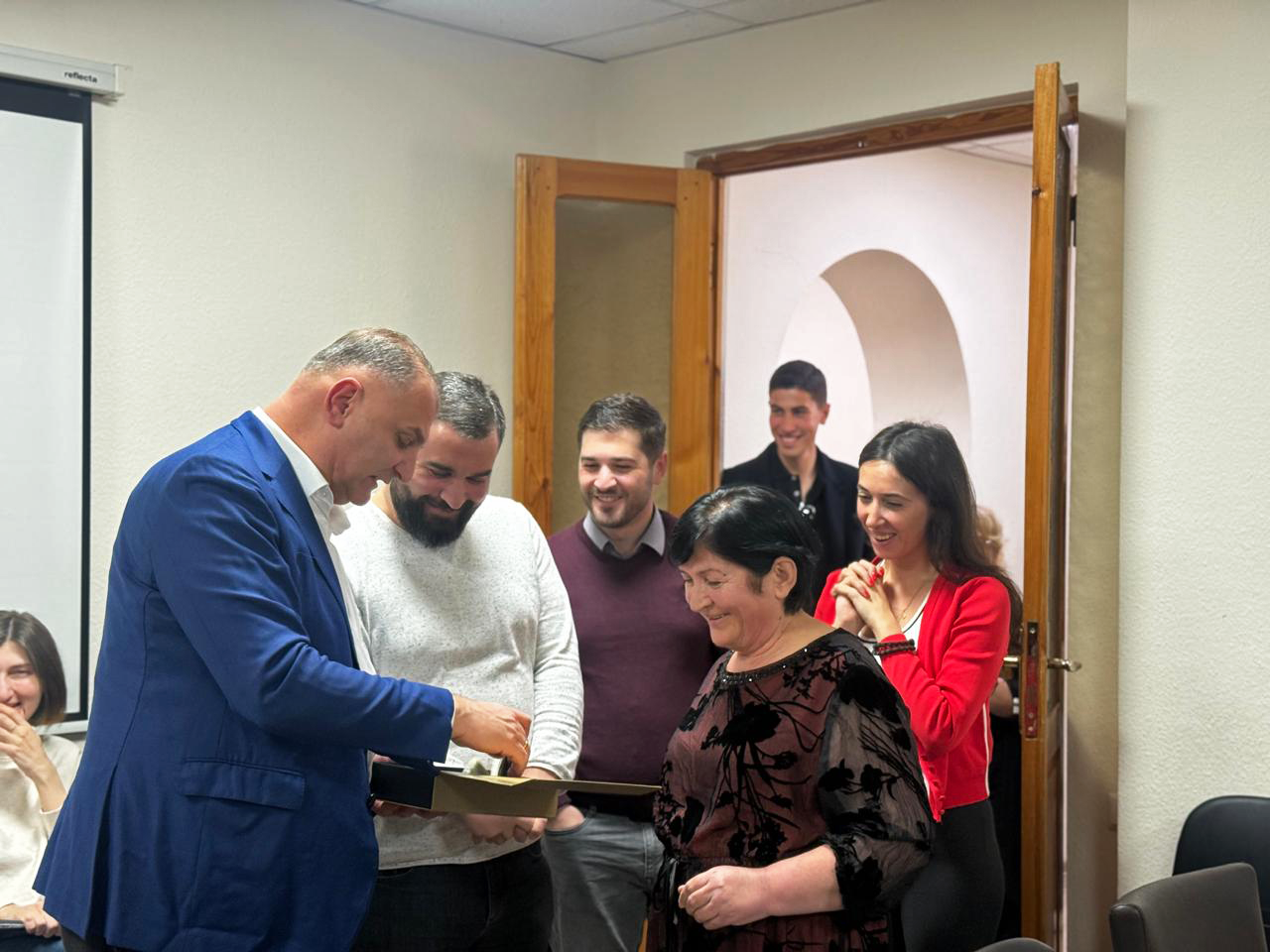 კავკასიის უნივერსიტეტის წარმომადგენლების ვიზიტი დედოფლისწყაროს სასწავლო ცენტრ "სპექტრში"