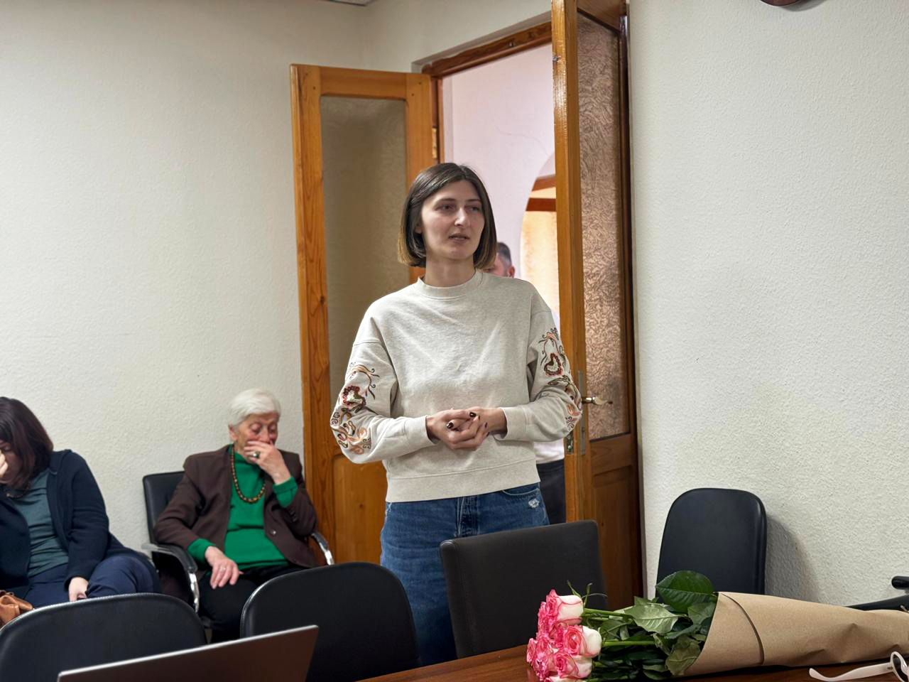 კავკასიის უნივერსიტეტის წარმომადგენლების ვიზიტი დედოფლისწყაროს სასწავლო ცენტრ "სპექტრში"