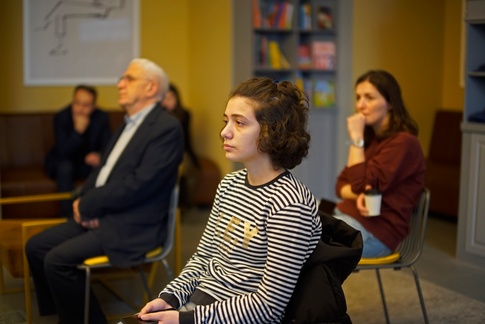 ილიას ხუთშაბათების პირველი შეხვედრა -  &bdquo;ენა და იდეოლოგია: პოლიტიკური დისკურსის ლინგვისტური განზომილება&ldquo;